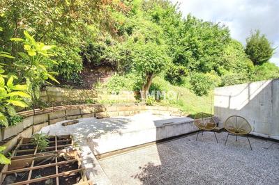 Duplex - 65 m² - 4 pièces