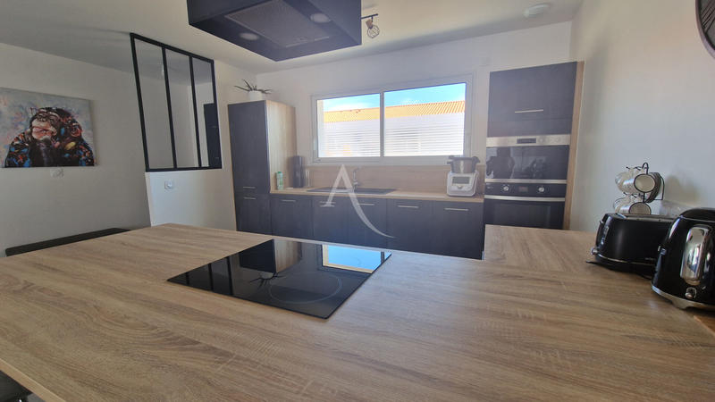 Maison - 101 m² - 5 pièces