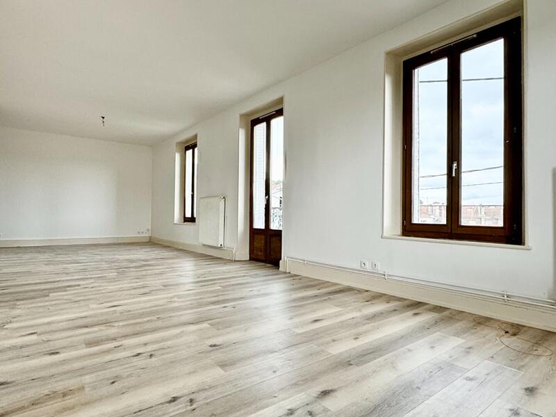 Appartement - 82 m² - 4 pièces