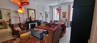 Appartement - 120 m² - 4 pièces