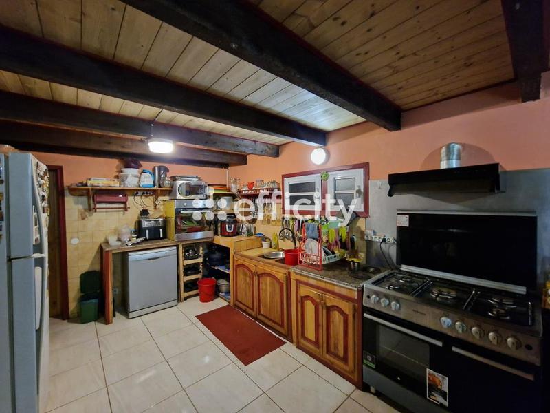 Maison - 147 m² - 7 pièces