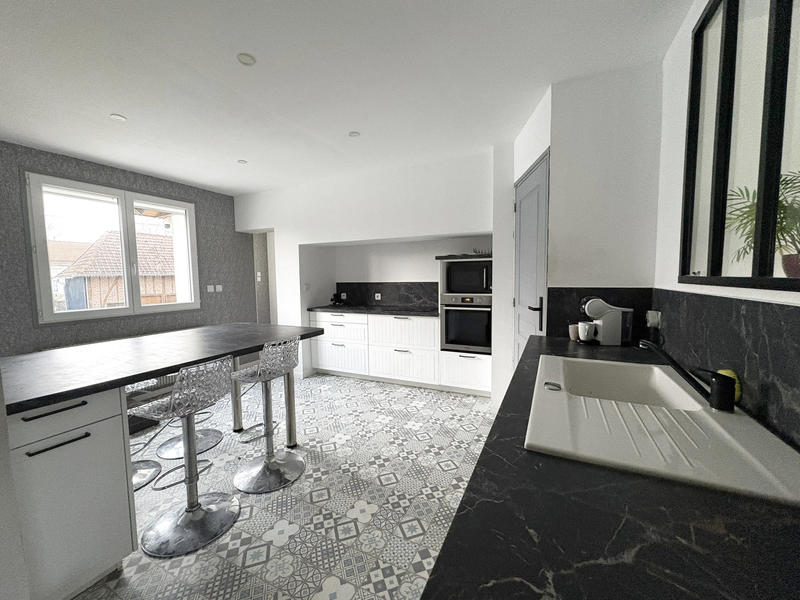 Maison - 105 m² - 5 pièces