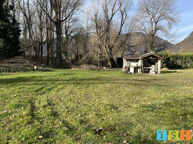 Maison - 228 m² - 5 pièces