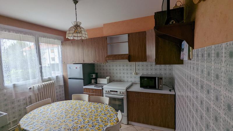 Maison traditionnelle - 70 m² - 4 pièces