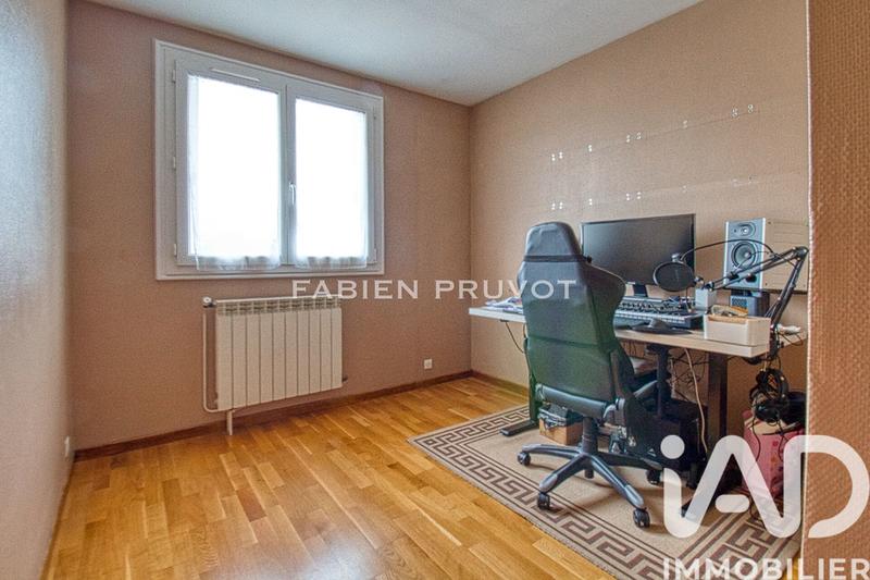 Maison - 83 m² - 5 pièces