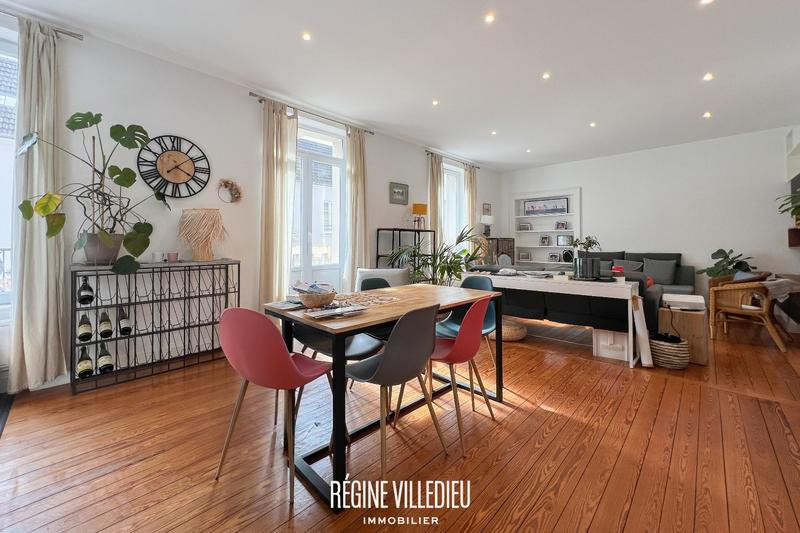 Appartement - 83 m² - 3 pièces