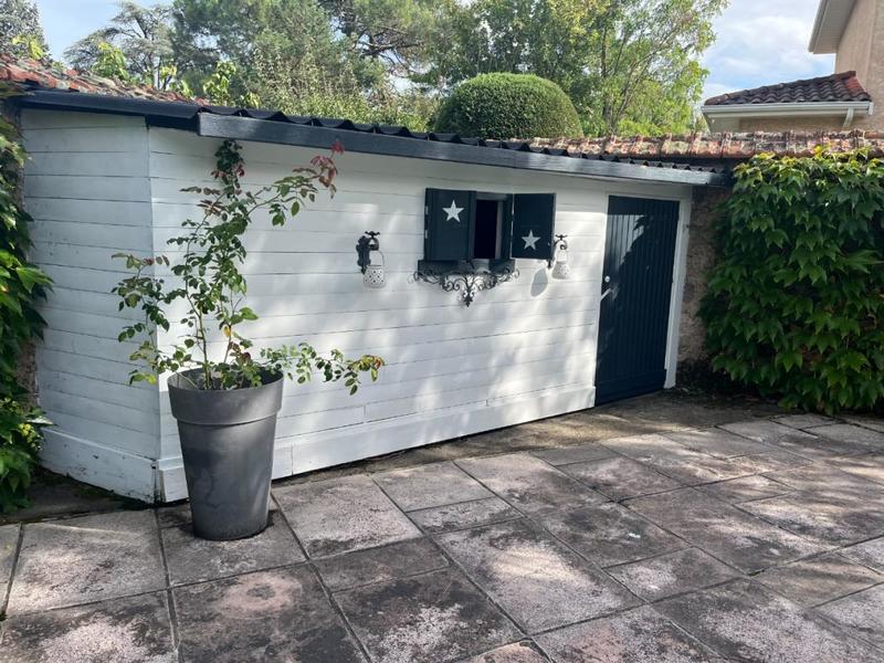 Maison - 252 m² - 9 pièces