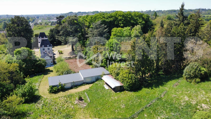 Château - 400 m² - 14 pièces