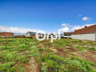 Terrain constructible - 2 083 m²