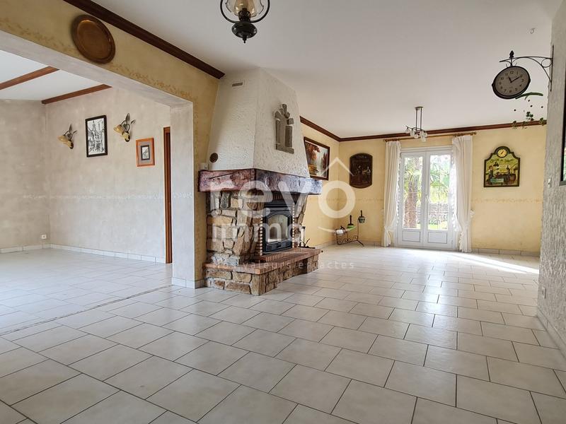 Maison - 158 m² - 8 pièces