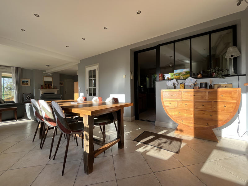 Maison - 178 m² - 6 pièces