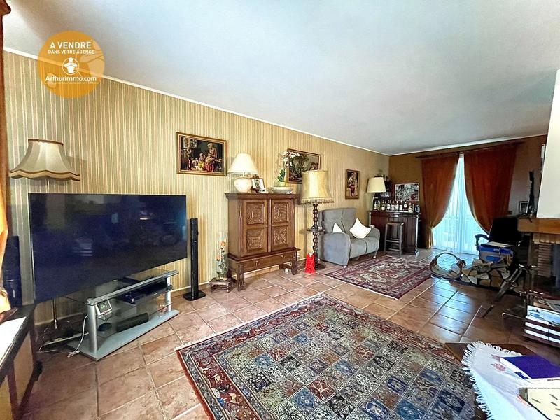 Maison - 167 m² - 7 pièces