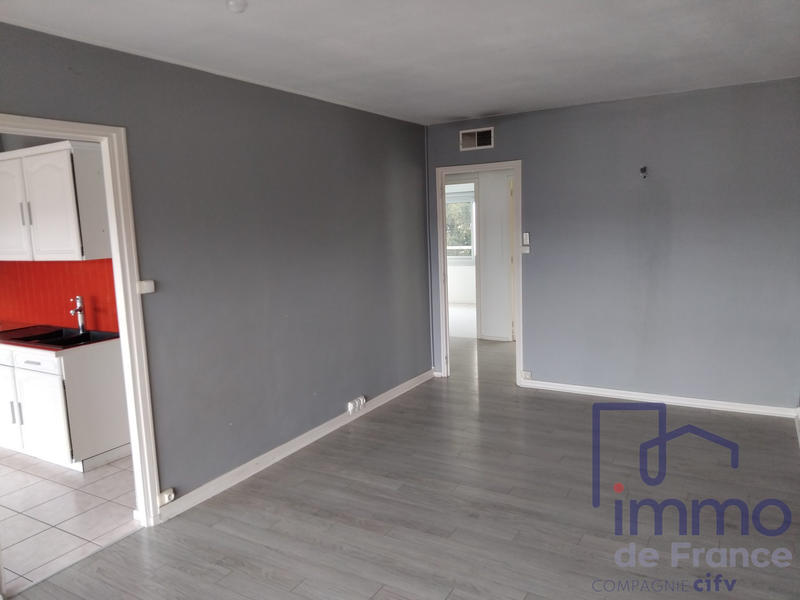 Appartement - 77 m² - 5 pièces