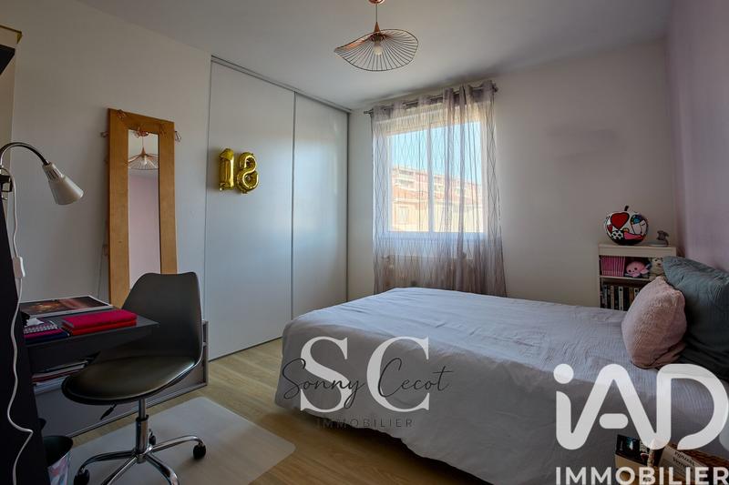 Maison - 137 m² - 6 pièces