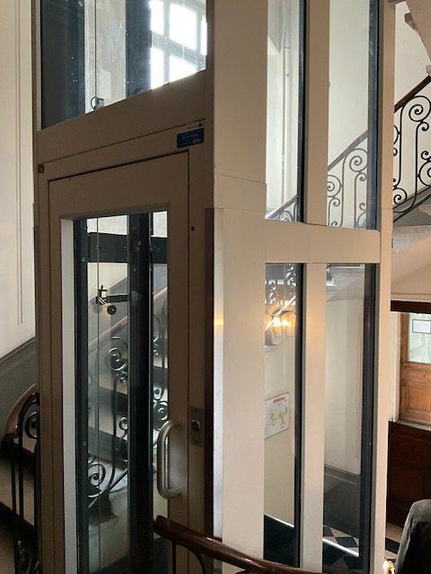 Appartement - 203 m² - 7 pièces