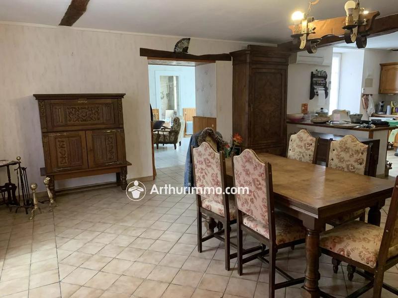 Maison - 166 m² - 6 pièces