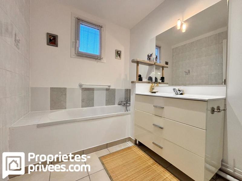 Maison - 94 m² - 4 pièces