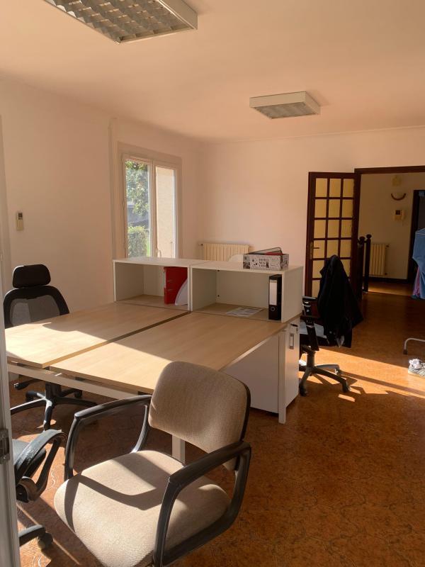 Maison - 231 m² - 5 pièces