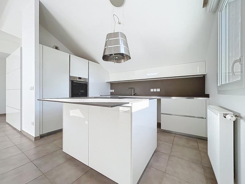 Appartement - 122 m² - 4 pièces