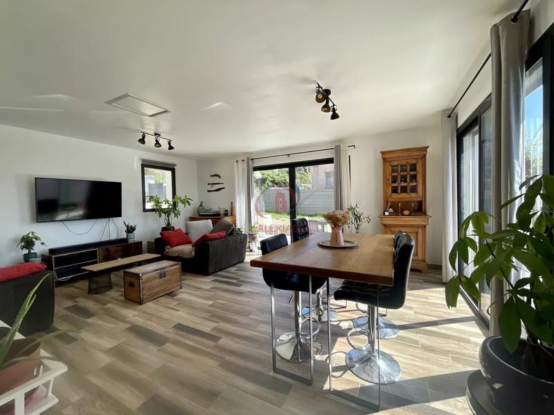 Maison - 115 m² - 5 pièces