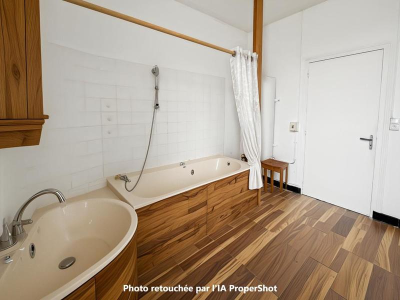 Immeuble - 301 m² - 8 pièces