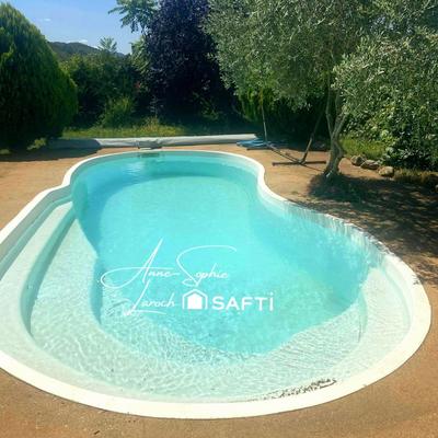 Maison - 127 m² - 7 pièces