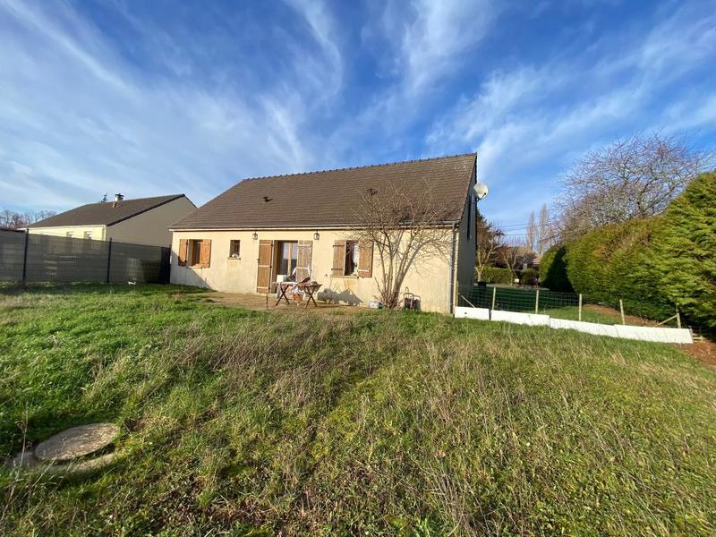 Maison - 85 m² - 5 pièces