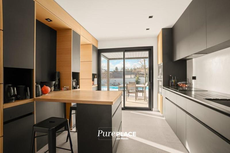 Maison - 162 m² - 6 pièces