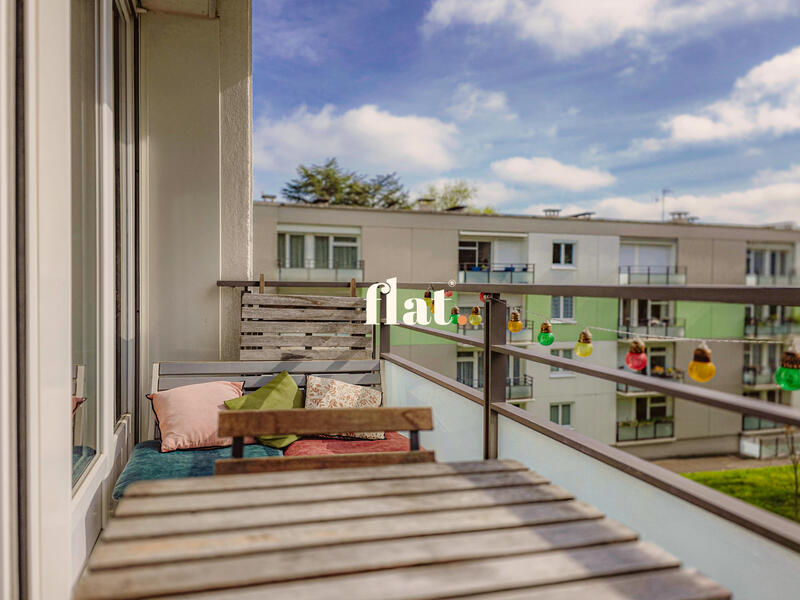 Appartement - 100 m² - 6 pièces