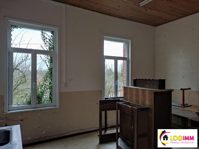 Maison - 180 m² - 7 pièces