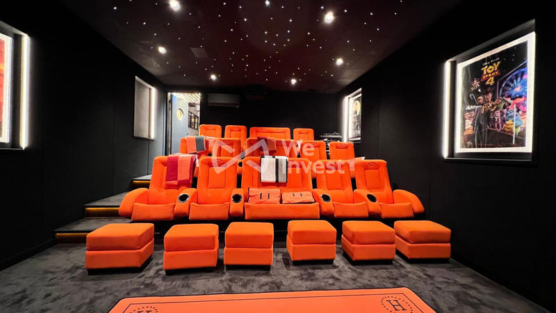 Villa - 370 m² - 8 pièces