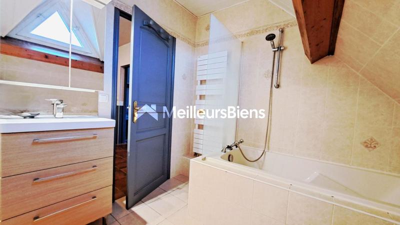 Maison - 130 m² - 6 pièces