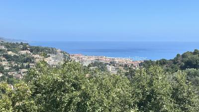 Villa - 320 m² - 10 pièces