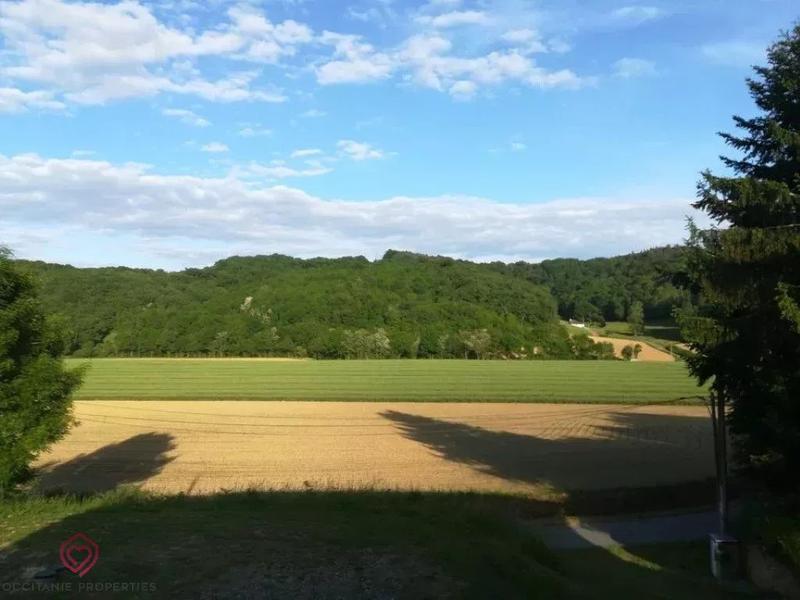 Villa - 250 m² - 4 pièces