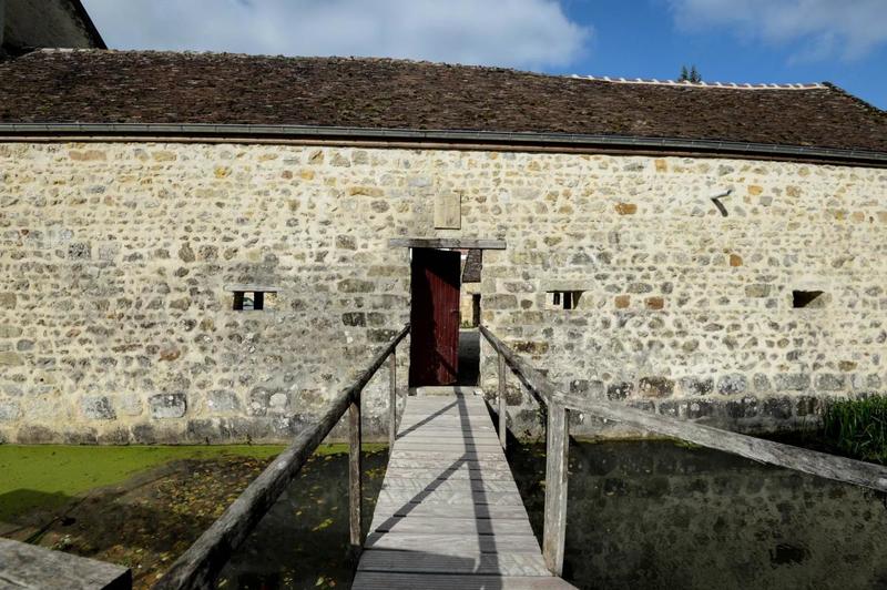 Moulin - 200 m² - 7 pièces