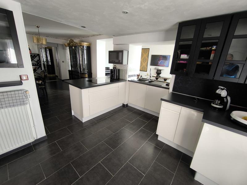 Duplex - 128 m² - 5 pièces