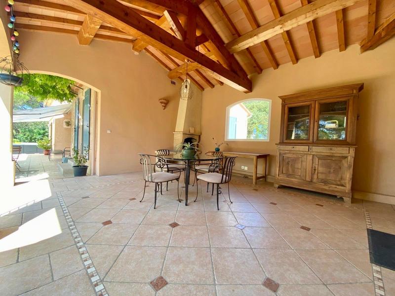 Maison - 171 m² - 6 pièces