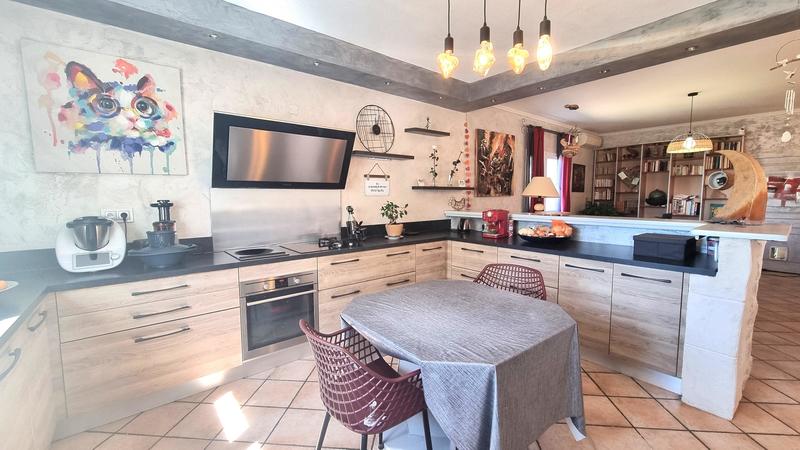 Villa - 130 m² - 5 pièces