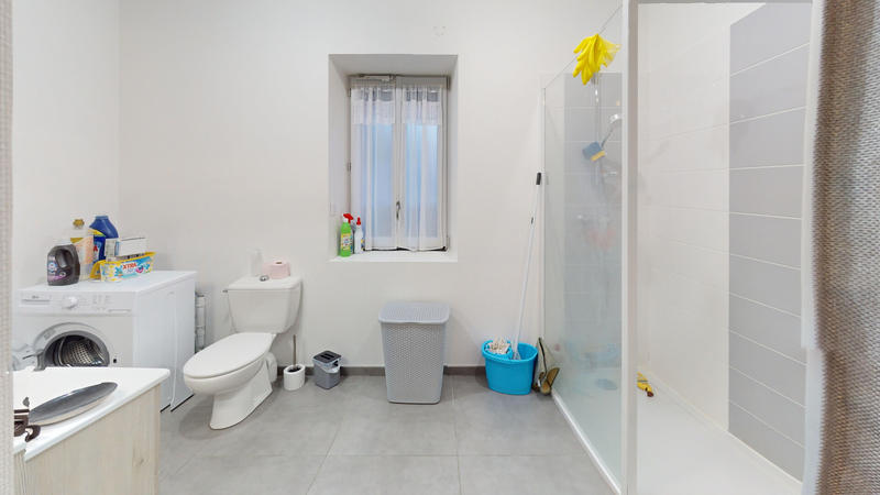 Immeuble - 41 m² - 5 pièces