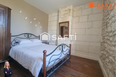 Maison - 160 m² - 8 pièces