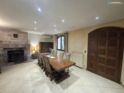 Maison traditionnelle - 149 m² - 5 pièces