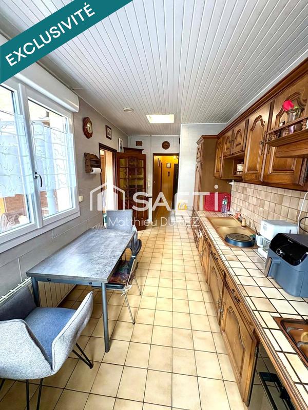 Maison - 130 m² - 9 pièces