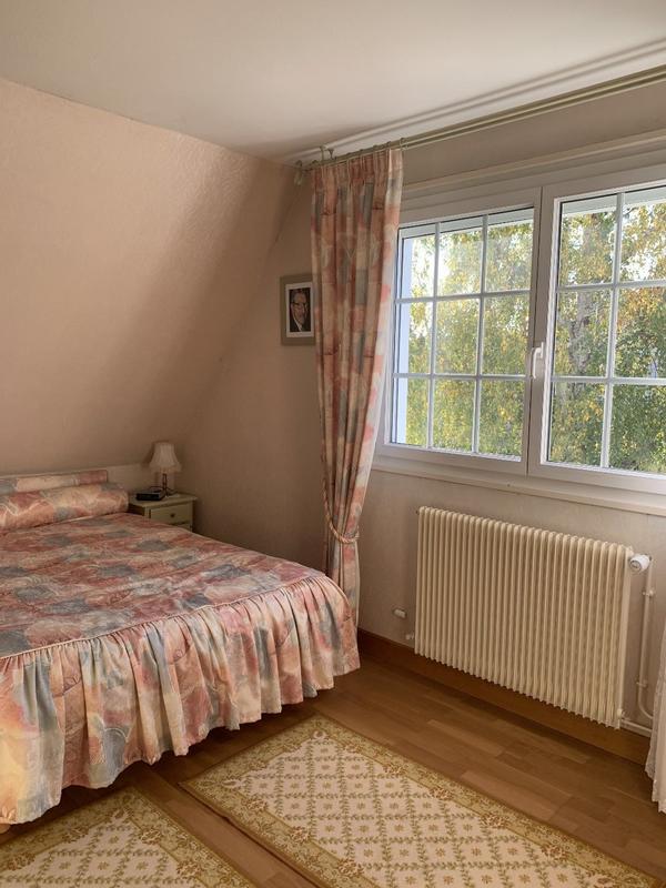 Maison - 99 m² - 5 pièces