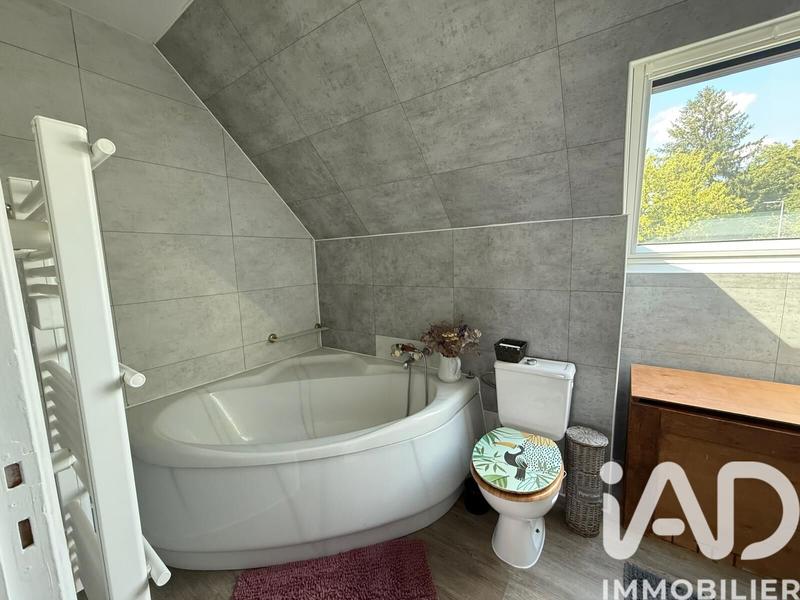 Maison - 130 m² - 6 pièces