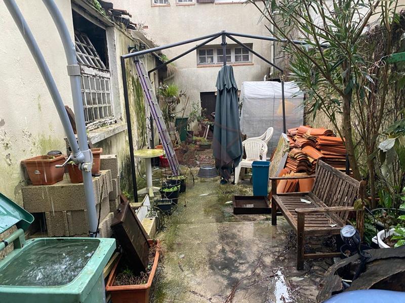 Local d'activités - 81 m²