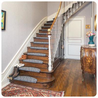 Maison - 198 m² - 9 pièces