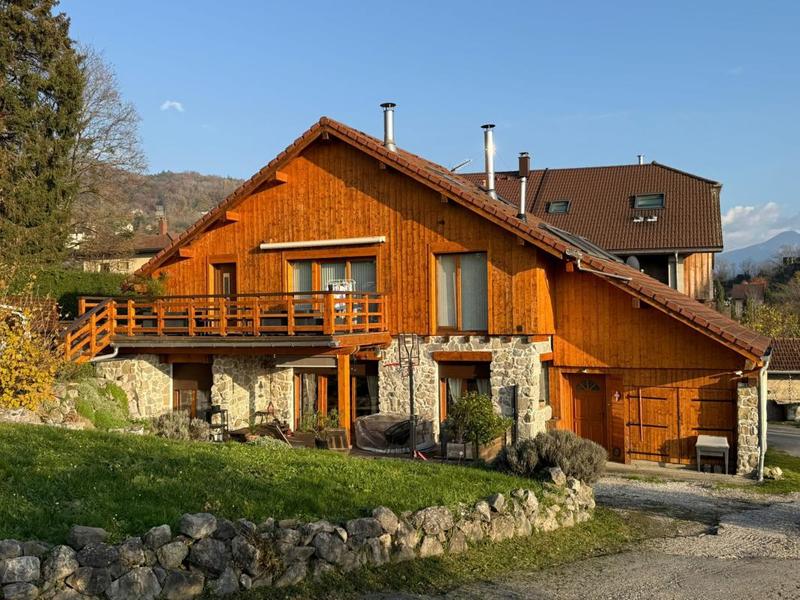 Appartement - 127 m² - 5 pièces