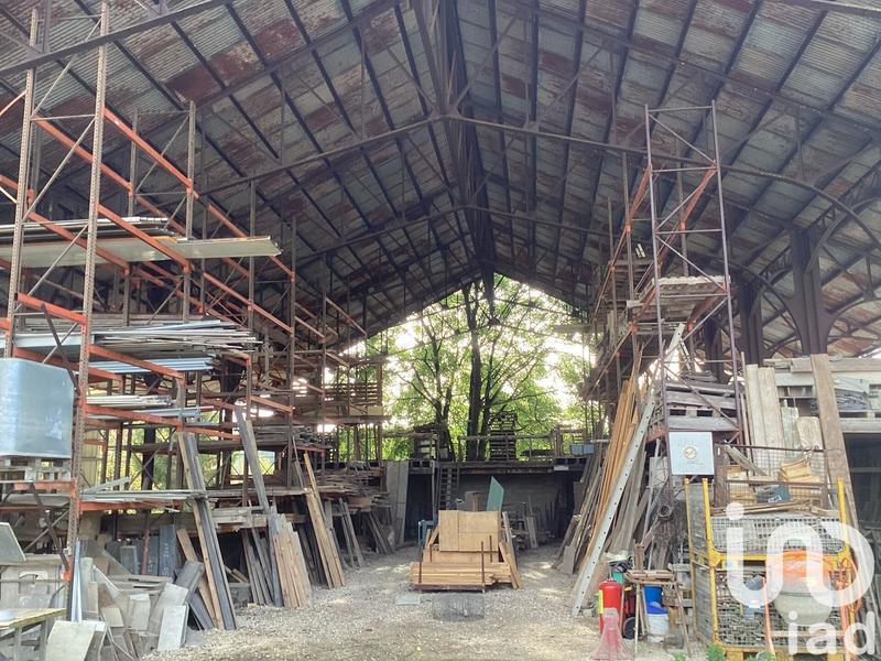 Immeuble - 11 653 m²