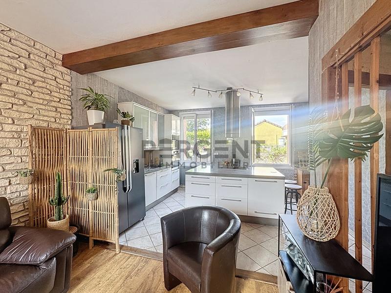 Maison - 100 m² - 5 pièces