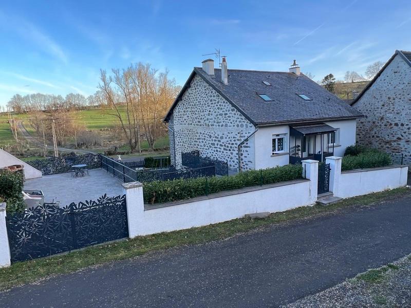 Maison - 197 m² - 8 pièces